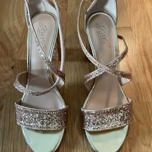 Jewel Badgley Mischka heels